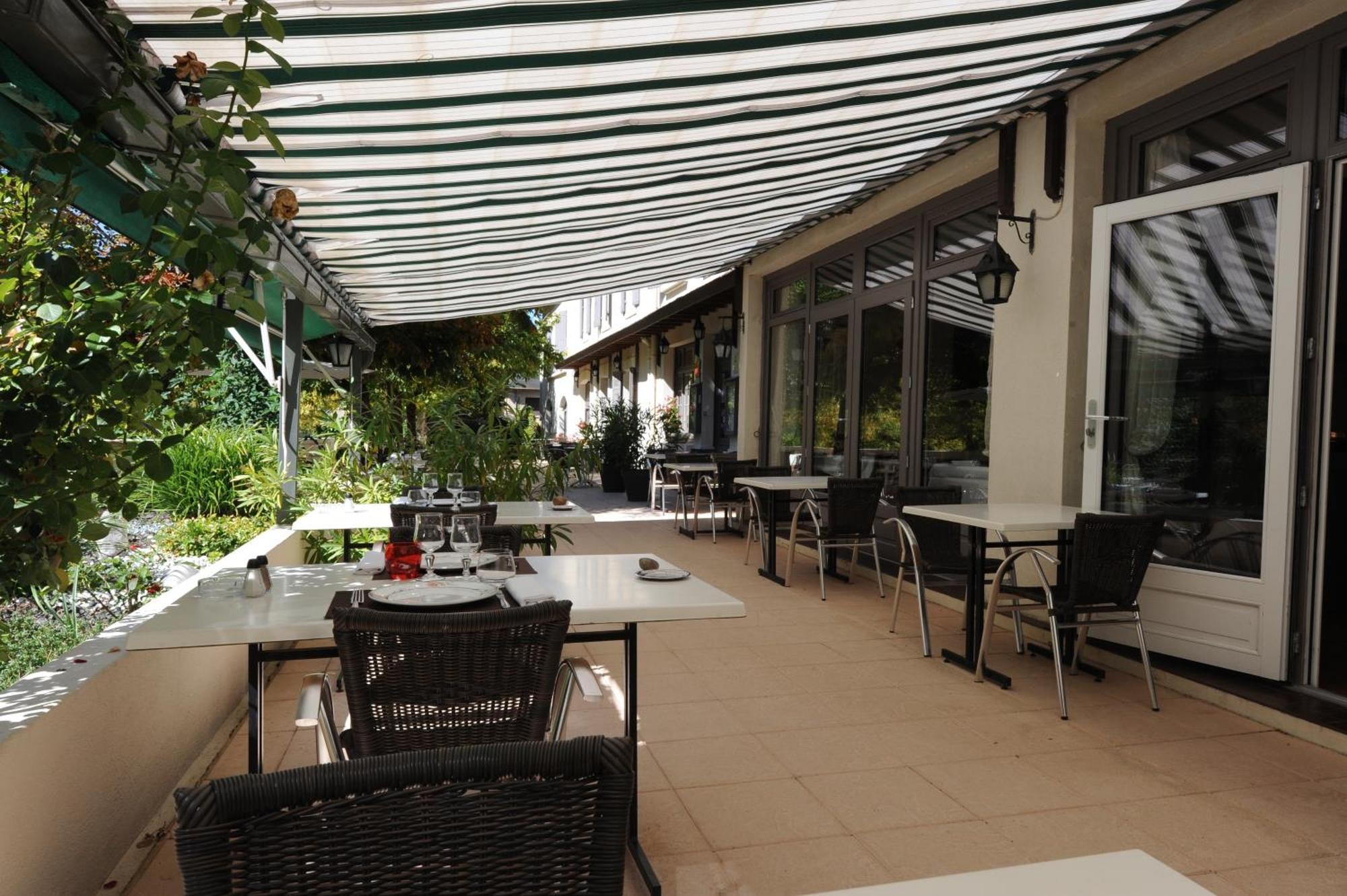 Hotel Logis Belle Rive Najac Exterior foto